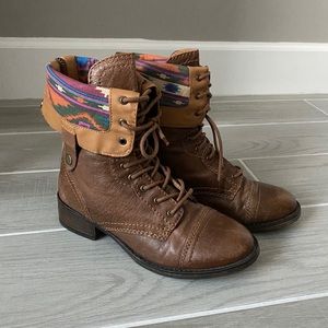 Brown Steve Madden combat lace up boots